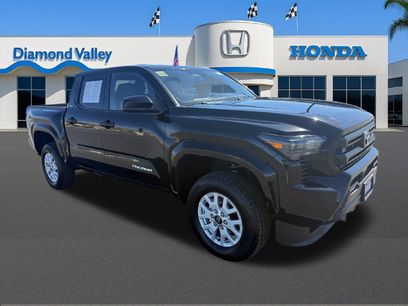 Used 2025 Toyota Tacoma SR5