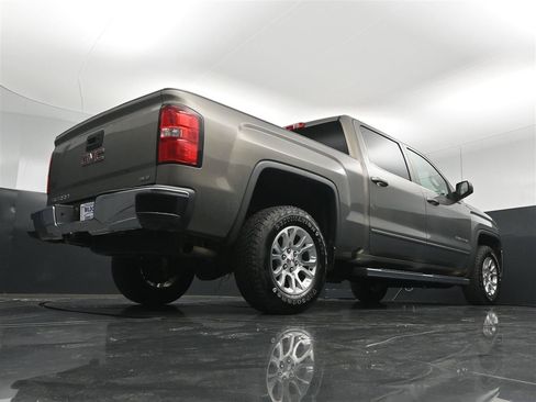 Used 2017 GMC Sierra 1500 SLE w/ SLE Value Package AWD/4WD image 32