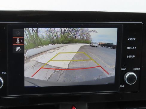 Certified 2025 Kia Sportage LX image 7