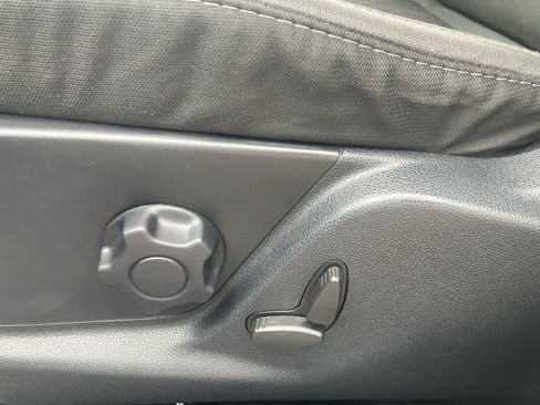 Used 2020 Ford EcoSport SE w/ SE Convenience Package FWD image 19