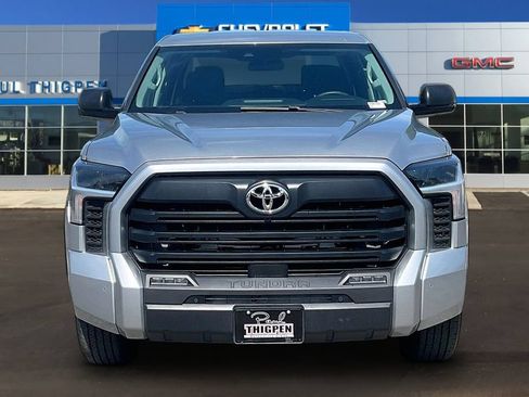 Used 2023 Toyota Tundra SR5 w/ SR5 Convenience Package RWD image 2
