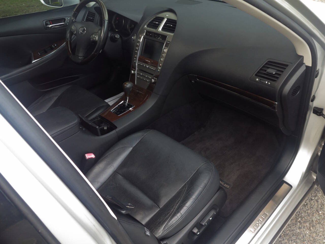 Used 2012 Lexus ES 350 FWD image 16