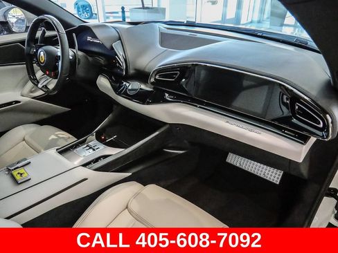 Used 2025 Ferrari Purosangue AWD/4WD image 35