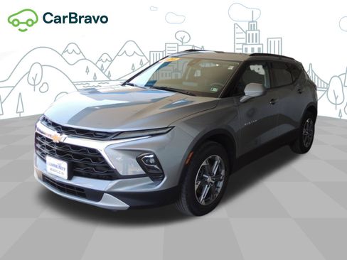 Certified 2024 Chevrolet Blazer LT w/ Convenience Package AWD/4WD image 1