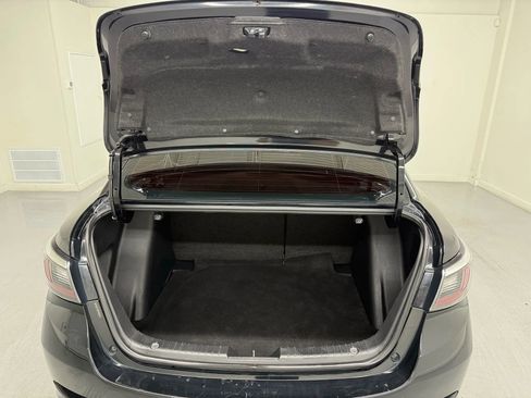 Used 2017 Toyota Yaris iA image 19