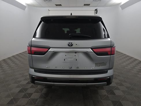 Used 2023 Toyota Sequoia Capstone image 5