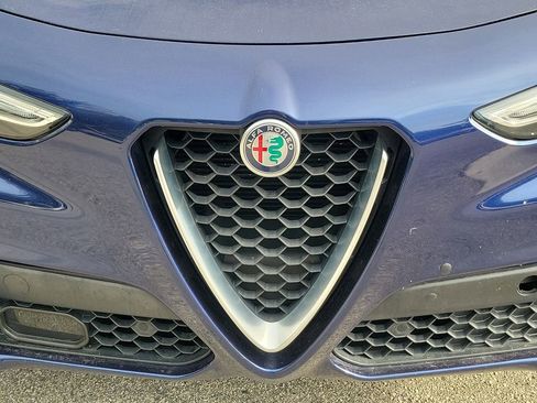 Used 2018 Alfa Romeo Stelvio Sport w/ Quick Order Package 22J Sport image 5