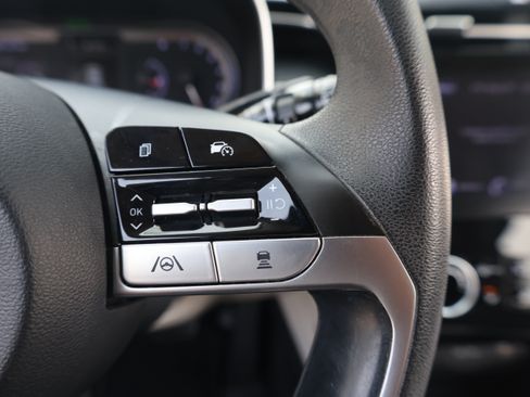 Used 2022 Hyundai Tucson SEL FWD image 25