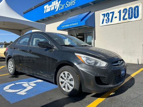 Used 2015 Hyundai Accent GLS FWD image 1