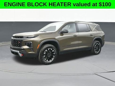 Used 2024 Chevrolet Traverse Z71 w/ Enhanced Driving Package image 6