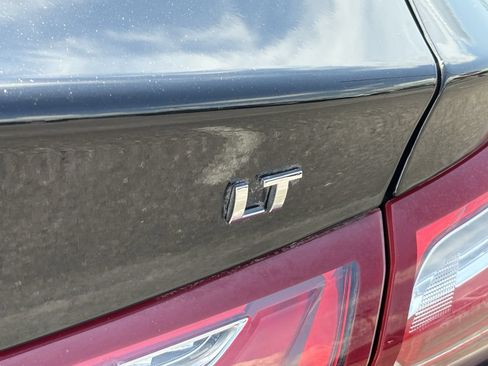 Used 2020 Chevrolet Malibu LT FWD image 18
