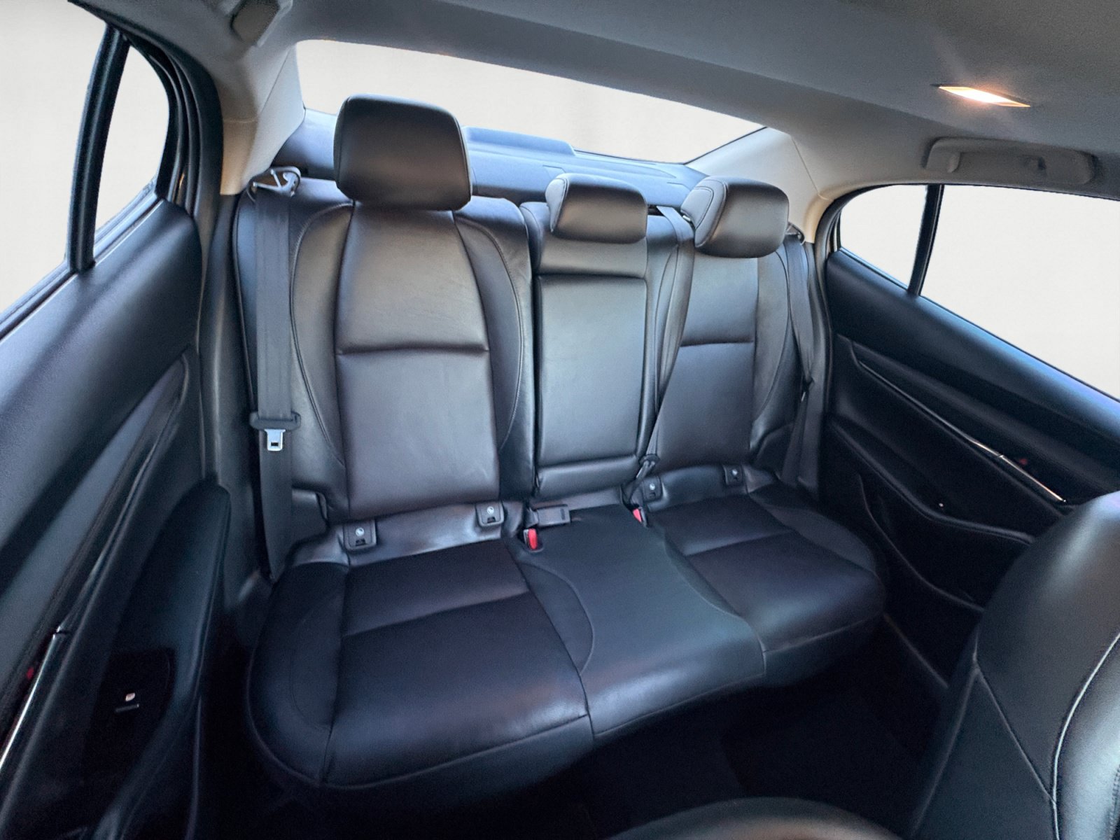 Used 2019 MAZDA MAZDA3 Sedan w/ Premium Package FWD image 18