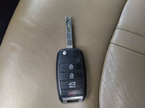 Used 2019 Kia Optima LX w/ LX Premium Package FWD image 32