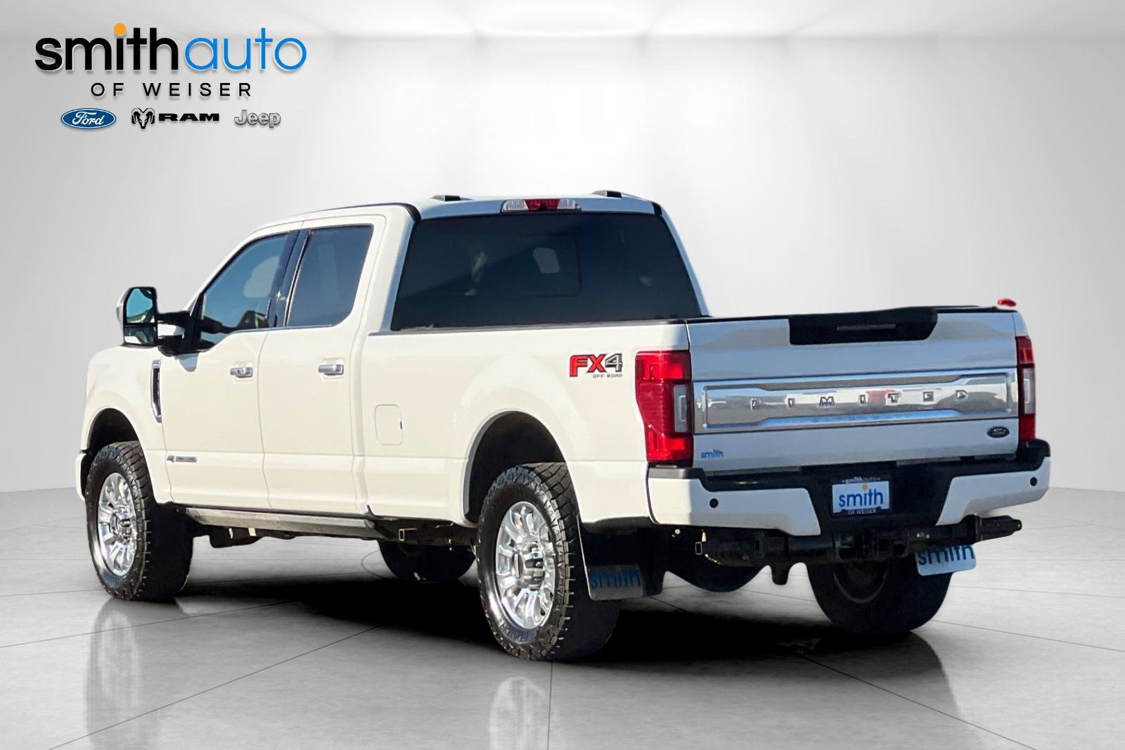 Used 2022 Ford F350 Limited AWD/4WD image 7