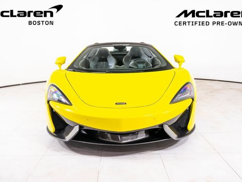 Used 2018 McLaren 570S Spider image 10