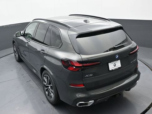 New 2026 BMW X5 xDrive50e w/ M Sport Package AWD/4WD image 36