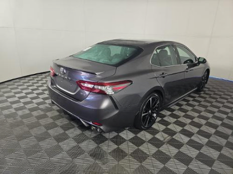 Used 2018 Toyota Camry XSE w/ Protection Package (Q2) FWD image 3