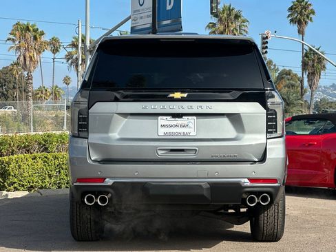 New 2025 Chevrolet Suburban Premier image 5
