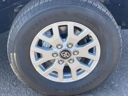 New 2025 Toyota Tacoma SR5 image 10