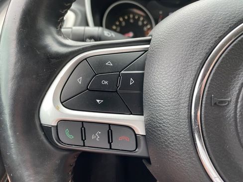 Used 2020 Jeep Compass Latitude image 22