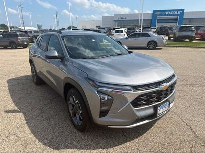 Used 2025 Chevrolet Trax LT w/ LT Convenience Package