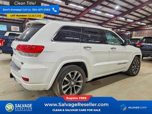 Used 2017 Jeep Grand Cherokee Overland AWD/4WD image 4