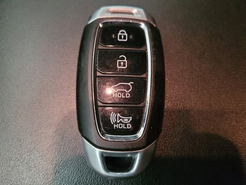 Used 2020 Hyundai Santa Fe SEL w/ Convenience Package image 32