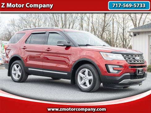 Used 2016 Ford Explorer XLT w/ Equipment Group 202A image 1
