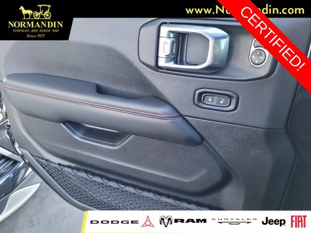 Certified 2025 Jeep Wrangler Unlimited Rubicon AWD/4WD image 15