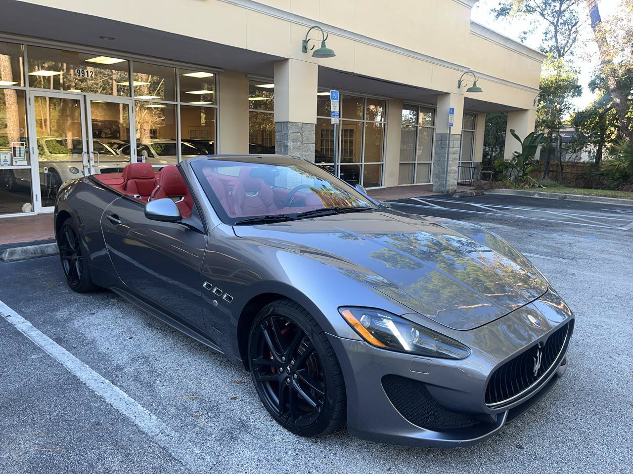 Used 2016 Maserati GranTurismo Sport RWD image 1