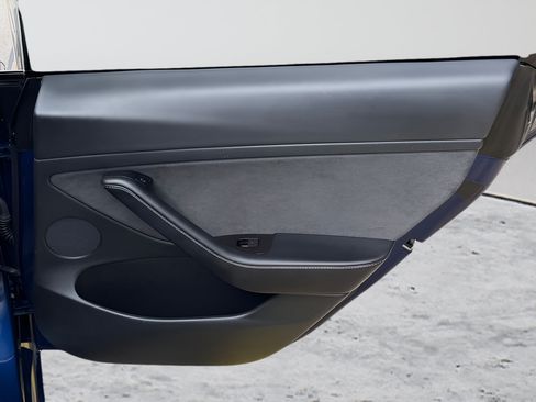 Used 2023 Tesla Model 3 Standard Range RWD image 38