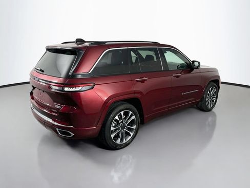 Used 2022 Jeep Grand Cherokee Overland AWD/4WD image 7
