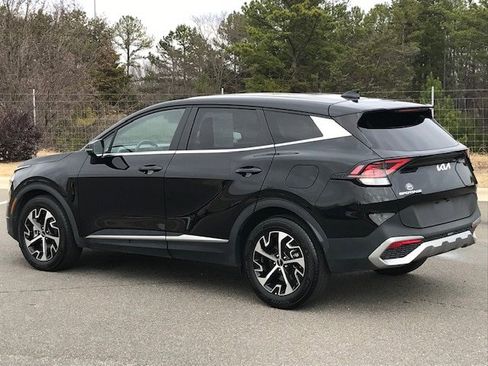 Used 2023 Kia Sportage EX image 4
