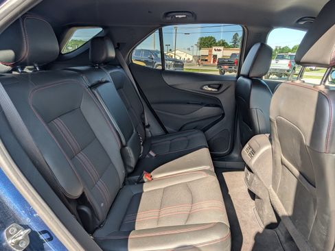 Used 2022 Chevrolet Equinox RS AWD/4WD image 12