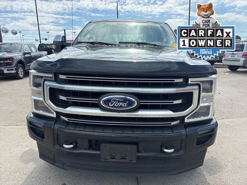 Used 2020 Ford F250 Platinum w/ FX4 Off-Road Package AWD/4WD image 2