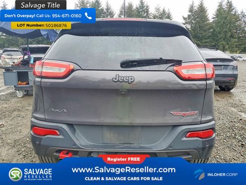 Used 2018 Jeep Cherokee Trailhawk w/ Quick Order Package 27L AWD/4WD image 8