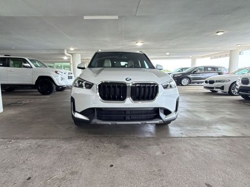 Certified 2023 BMW X1 xDrive28i w/ Convenience Package AWD/4WD image 5