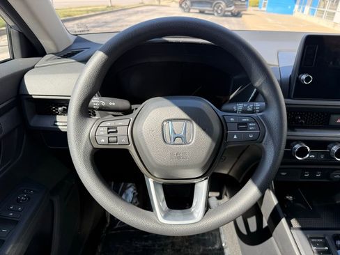 New 2026 Honda CR-V LX image 16