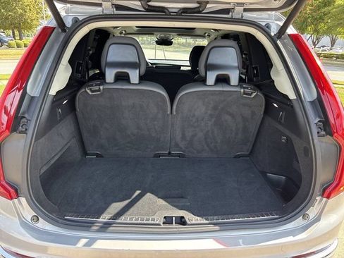 Used 2024 Volvo XC90 B5 Plus AWD/4WD image 8