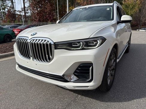 Used 2021 BMW X7 xDrive40i w/ Parking Assistance Package image 2