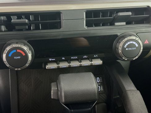 Used 2024 Toyota Tacoma SR5 image 23