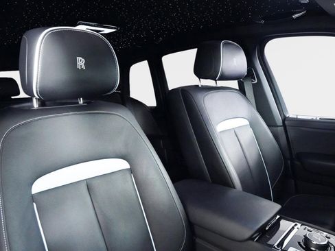 Used 2024 Rolls-Royce Cullinan Black Badge image 46