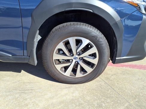 Certified 2025 Subaru Outback Premium image 25