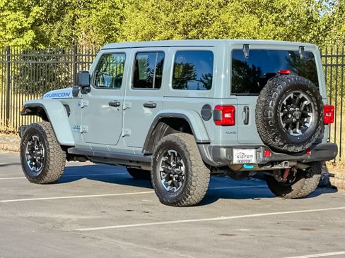 Used 2024 Jeep Wrangler Unlimited Rubicon 4xe AWD/4WD image 5