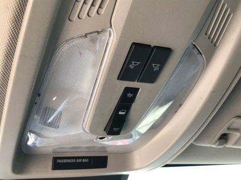Used 2017 Chevrolet Equinox LT w/ Convenience Package FWD image 9