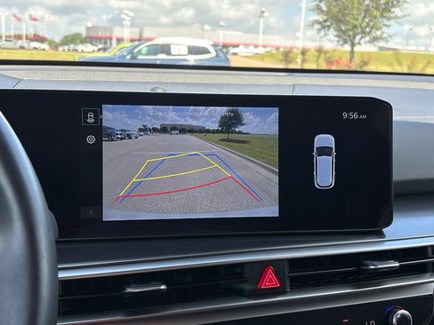 Used 2025 Kia Sorento EX w/ Panoramic Sunroof Package FWD image 22