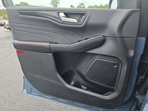 Certified 2024 Ford Escape ST-Line FWD image 33