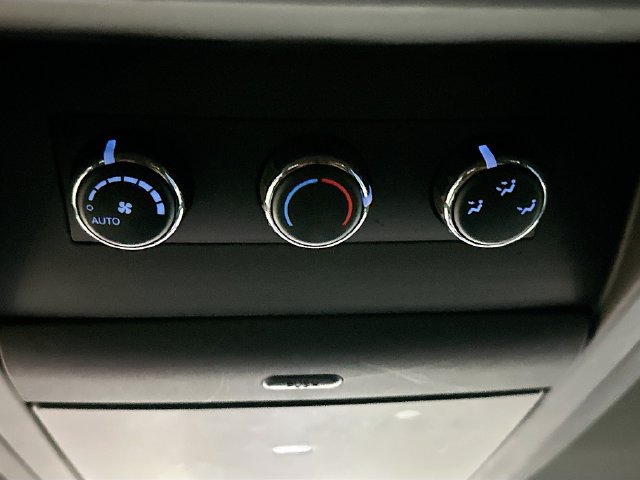 Used 2016 Dodge Grand Caravan R/T w/ Driver Convenience Group FWD image 26