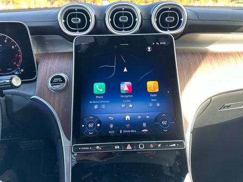 Certified 2025 Mercedes-Benz GLC 300 4MATIC image 20