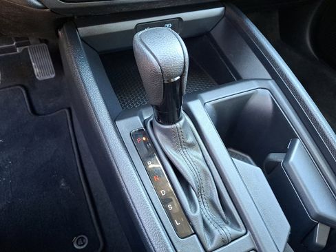 Certified 2023 Honda Accord EX image 22